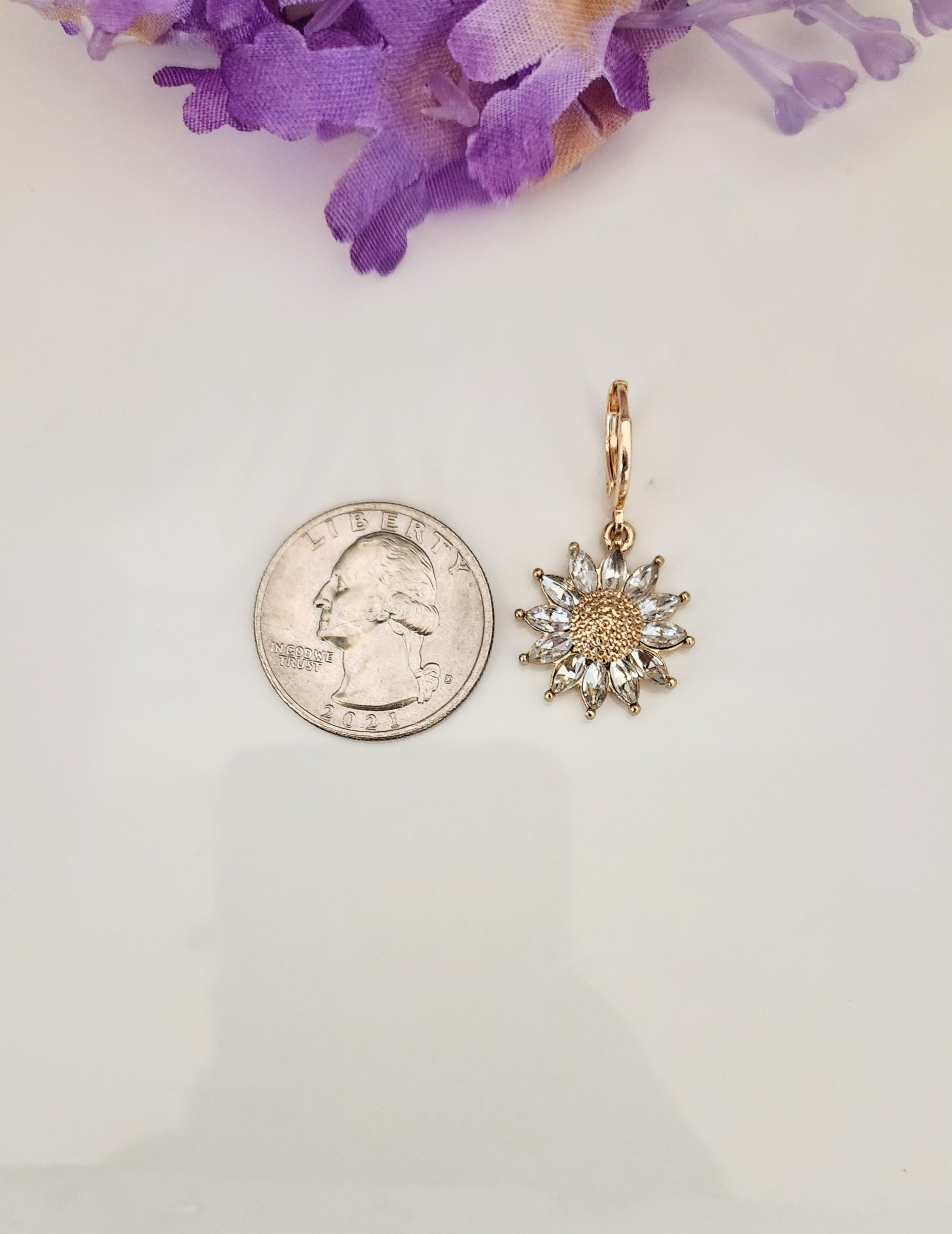 Gold Daisy Earrings
