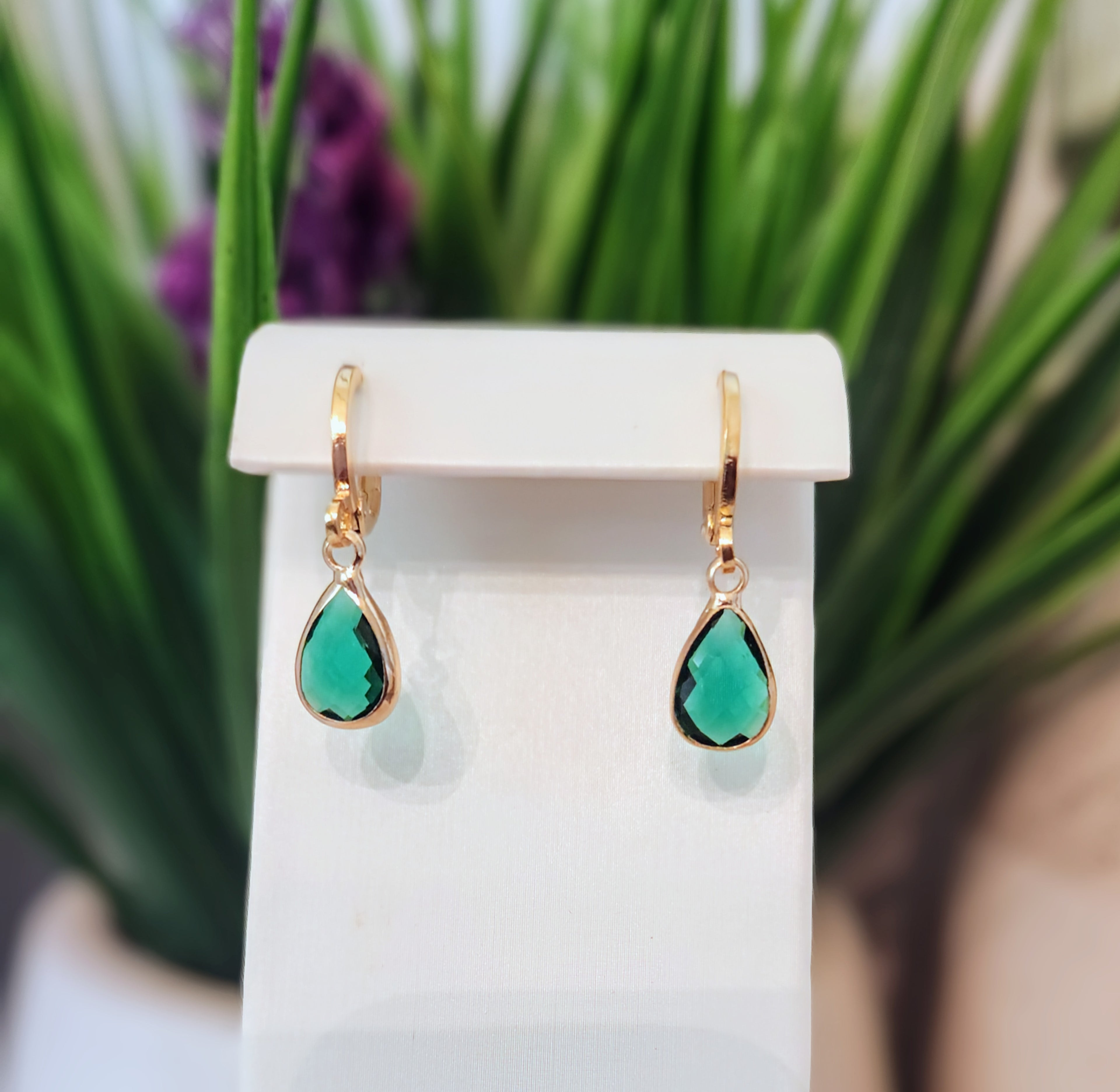 Birthstone Huggie Hoop Earrings– Dainty 18k Gold Drop in Every Month