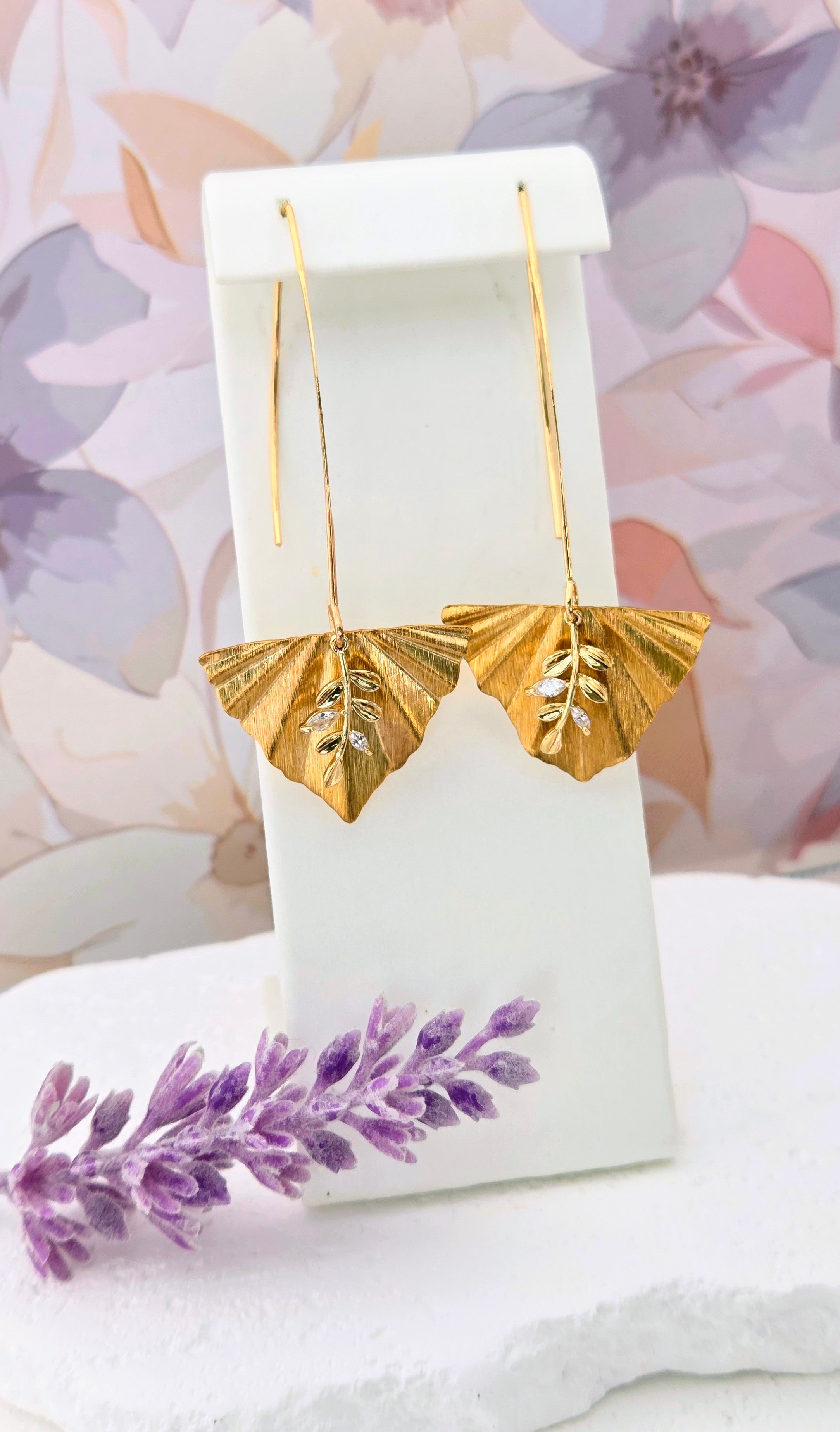 Gold Leaf Fan Threader Earrings