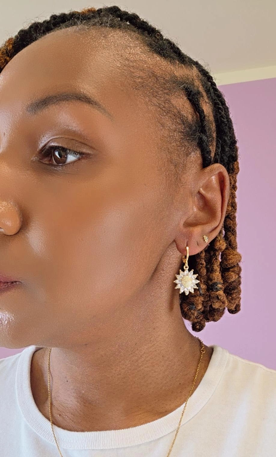 Gold Daisy Earrings
