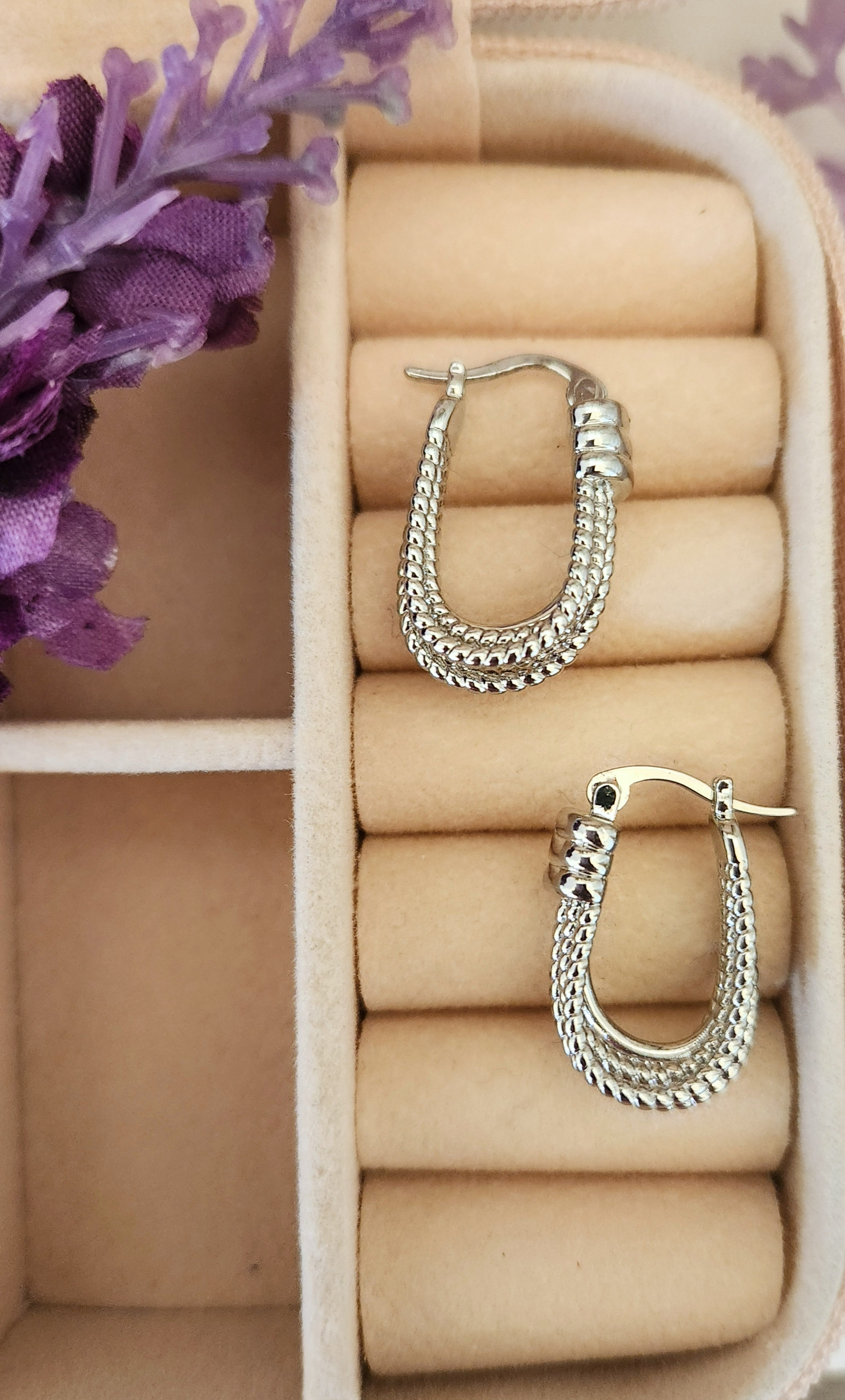 Rope Twist Oval Hoop Earrings