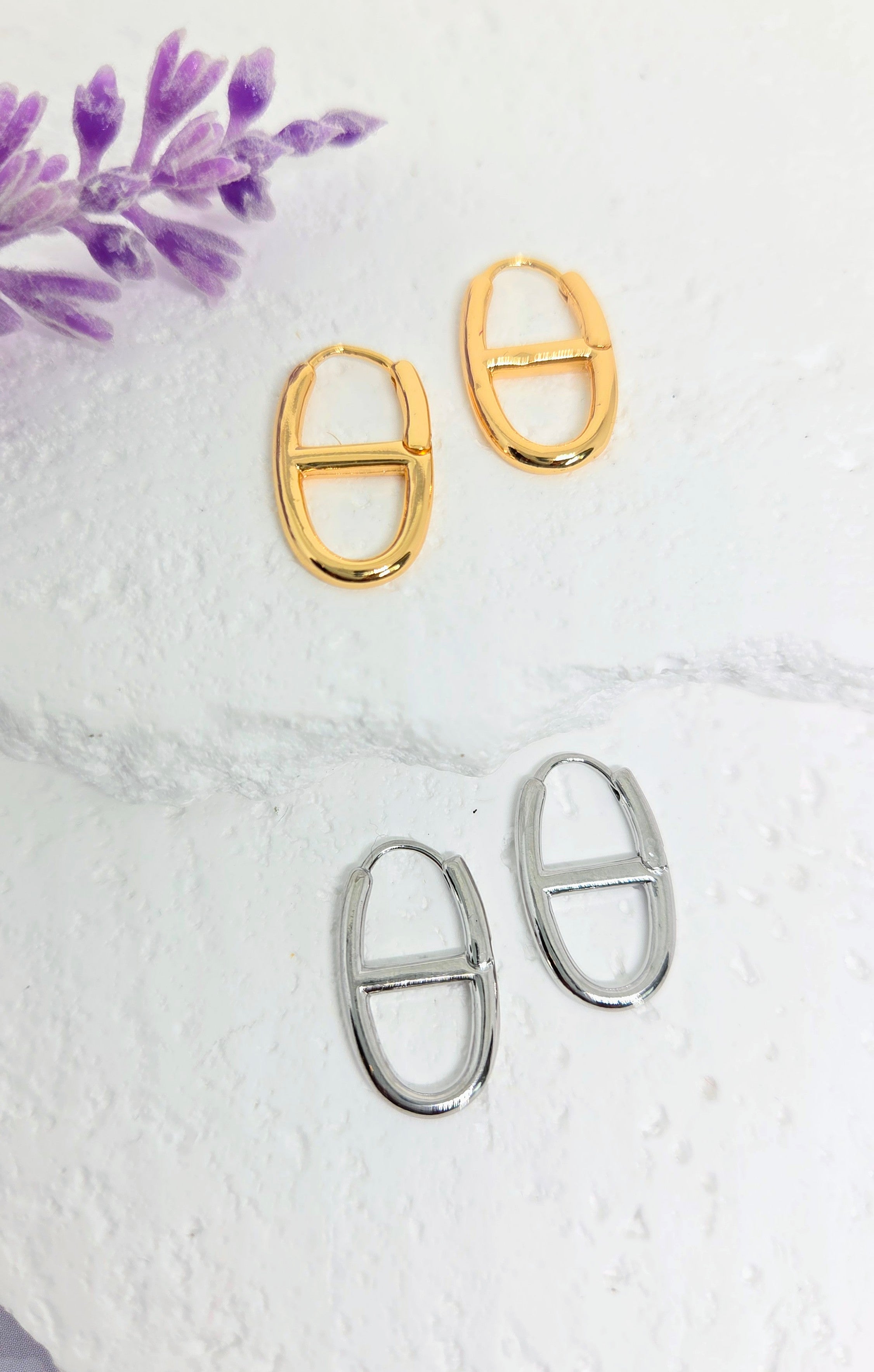 Minimal Oval Huggie Earrings