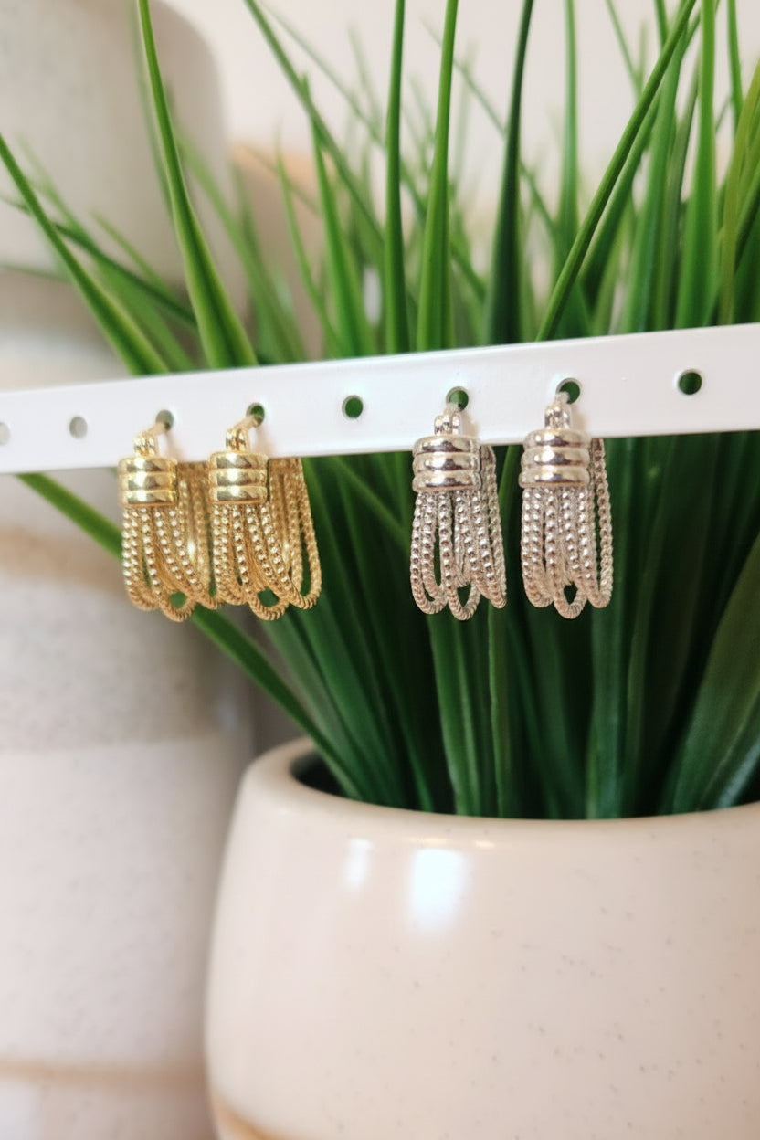 Rope Twist Oval Hoop Earrings